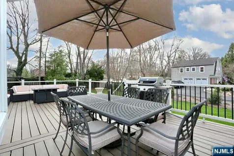 623 Echo Glen Avenue River Vale NJ 07675