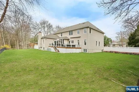 623 Echo Glen Avenue River Vale NJ 07675