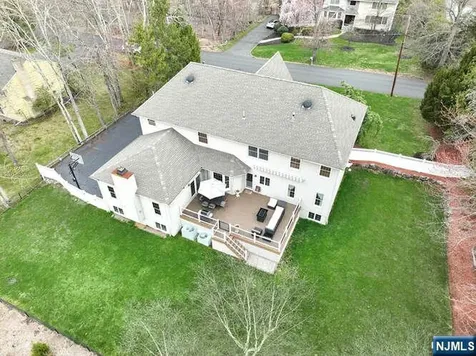 623 Echo Glen Avenue River Vale NJ 07675