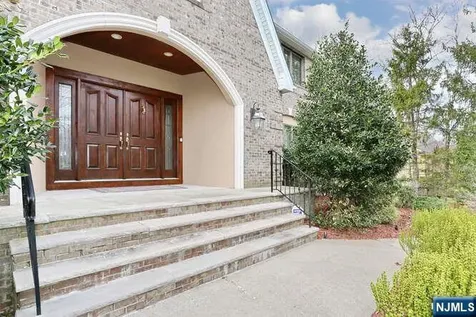 623 Echo Glen Avenue River Vale NJ 07675
