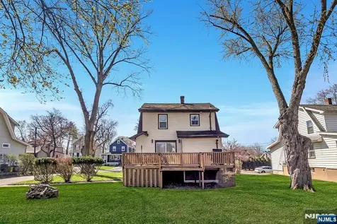 32 1st Street Dumont NJ 07628
