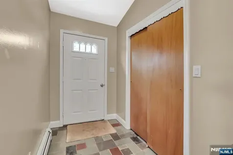 32 1st Street Dumont NJ 07628