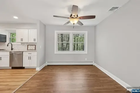 353 Conklintown Road Ringwood NJ 07456