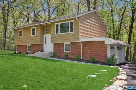 353 Conklintown Road Ringwood NJ 07456