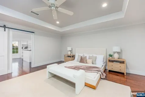2 Bona Court Park Ridge NJ 07656