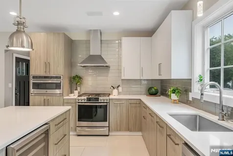 334 Durie Avenue Closter NJ 07624