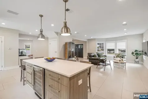 334 Durie Avenue Closter NJ 07624