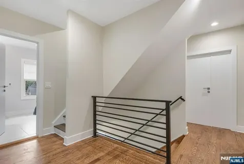 334 Durie Avenue Closter NJ 07624
