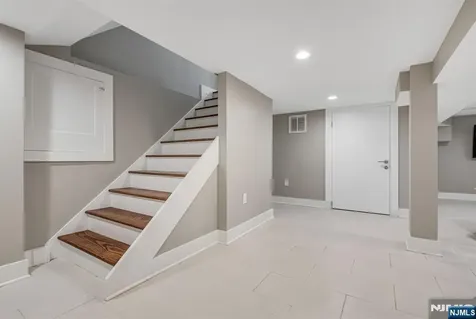 334 Durie Avenue Closter NJ 07624