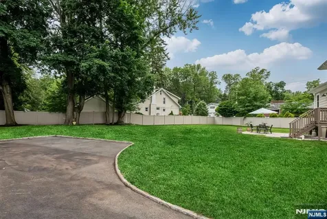 334 Durie Avenue Closter NJ 07624