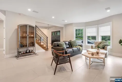 334 Durie Avenue Closter NJ 07624