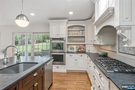24 Murray Avenue Ridgewood NJ 07450