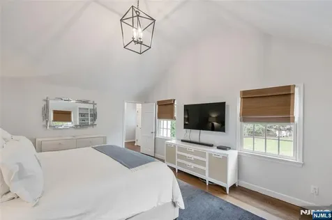 24 Murray Avenue Ridgewood NJ 07450