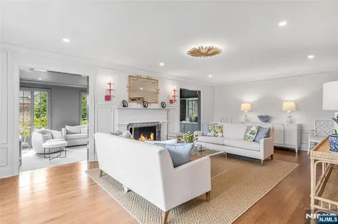 24 Murray Avenue Ridgewood NJ 07450
