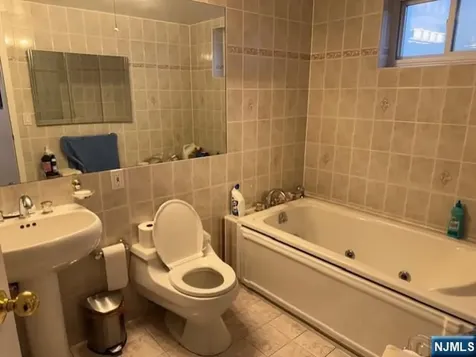 467 Grandview Terrace Leonia NJ 07605