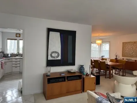 467 Grandview Terrace Leonia NJ 07605