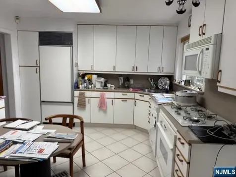 467 Grandview Terrace Leonia NJ 07605