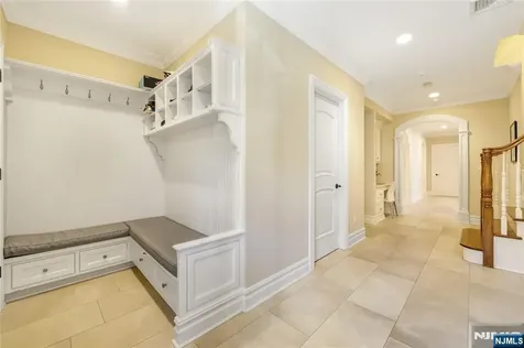 111 Van Riper Lane Woodcliff Lake NJ 07677