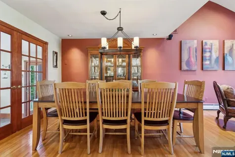 87 Wayne Court North Haledon NJ 07508