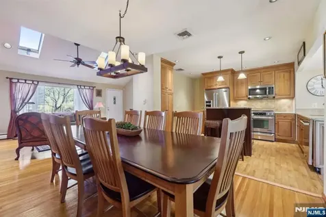 87 Wayne Court North Haledon NJ 07508