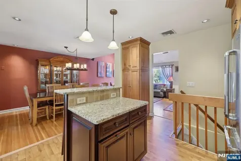87 Wayne Court North Haledon NJ 07508