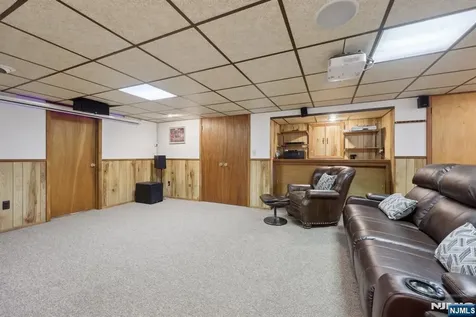 87 Wayne Court North Haledon NJ 07508