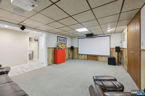 87 Wayne Court North Haledon NJ 07508