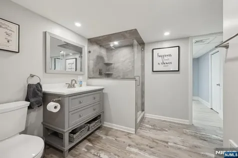 87 Wayne Court North Haledon NJ 07508