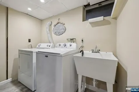 87 Wayne Court North Haledon NJ 07508