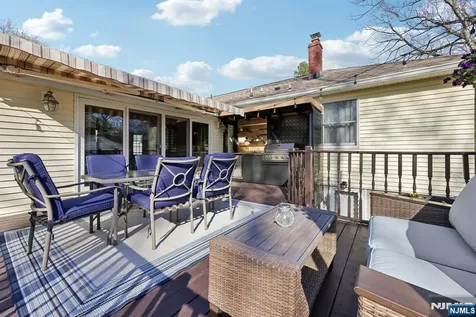 87 Wayne Court North Haledon NJ 07508