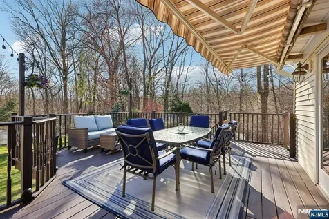 87 Wayne Court North Haledon NJ 07508