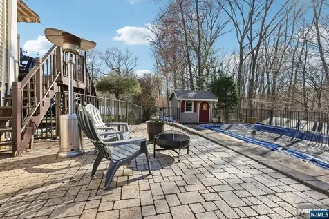 87 Wayne Court North Haledon NJ 07508