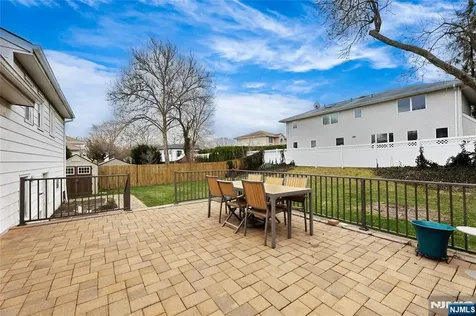 76 Crain Road Paramus NJ 07652