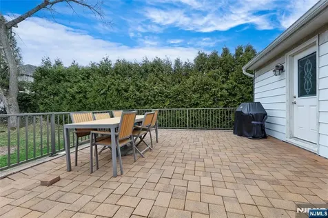 76 Crain Road Paramus NJ 07652
