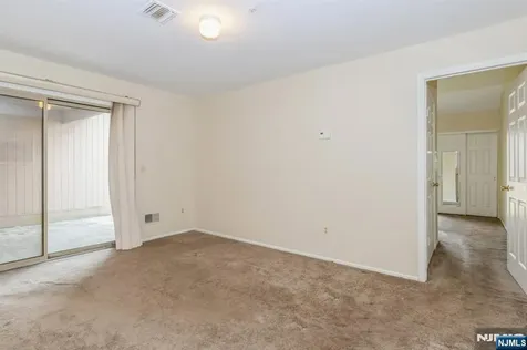 54 Paris Circle West Orange NJ 07052