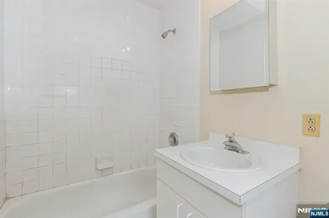 54 Paris Circle West Orange NJ 07052