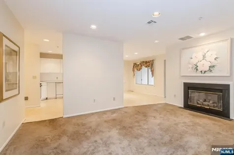 54 Paris Circle West Orange NJ 07052