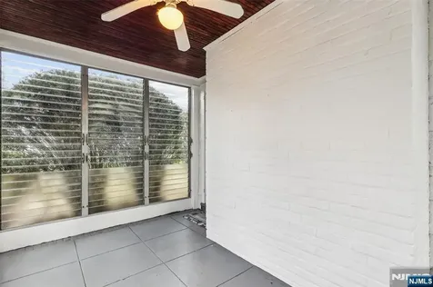 510 Blauvelt Avenue Ho-ho-kus NJ 07423