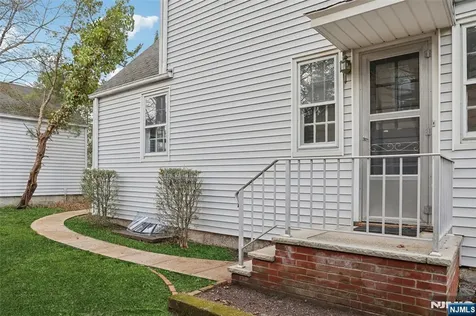 510 Blauvelt Avenue Ho-ho-kus NJ 07423