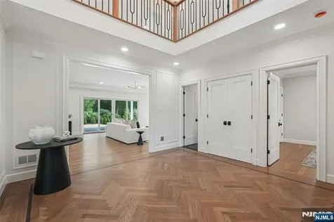 107 Rutland Road Glen Rock NJ 07452
