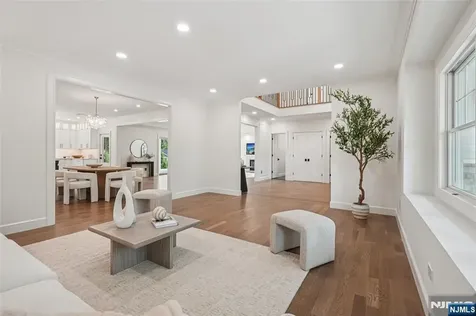 107 Rutland Road Glen Rock NJ 07452