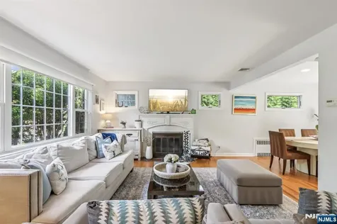122 Greenway Road Glen Rock NJ 07452
