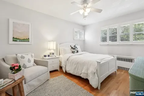 122 Greenway Road Glen Rock NJ 07452