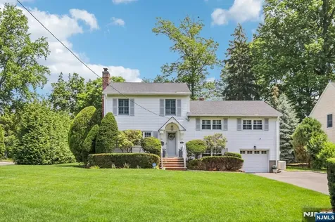 122 Greenway Road Glen Rock NJ 07452