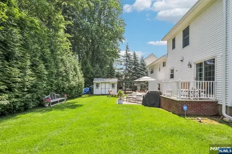 122 Greenway Road Glen Rock NJ 07452