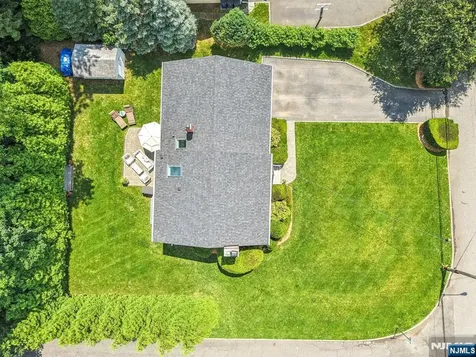 122 Greenway Road Glen Rock NJ 07452