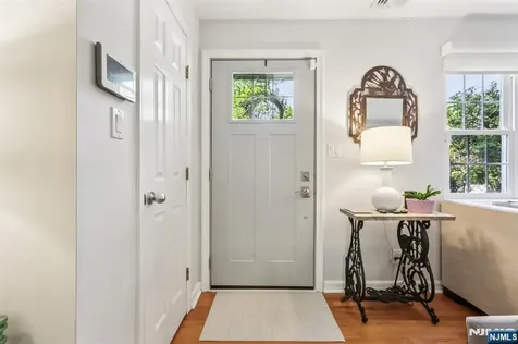 122 Greenway Road Glen Rock NJ 07452