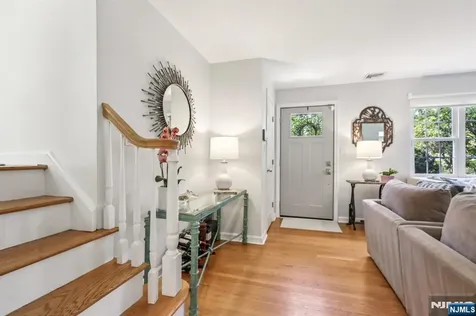 122 Greenway Road Glen Rock NJ 07452