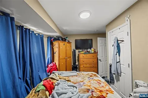 109 Lyon Street Paterson NJ 07524