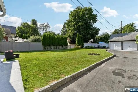 38 Stephen Street Montclair NJ 07042